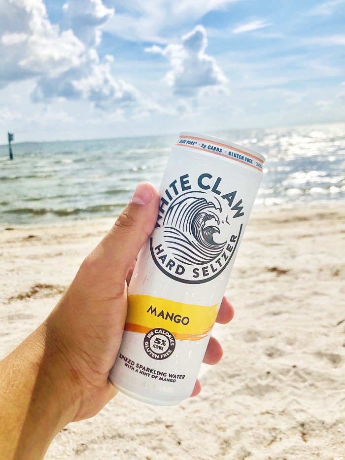 Low Carb Summer Sipping: White Claw® Hard Seltzer